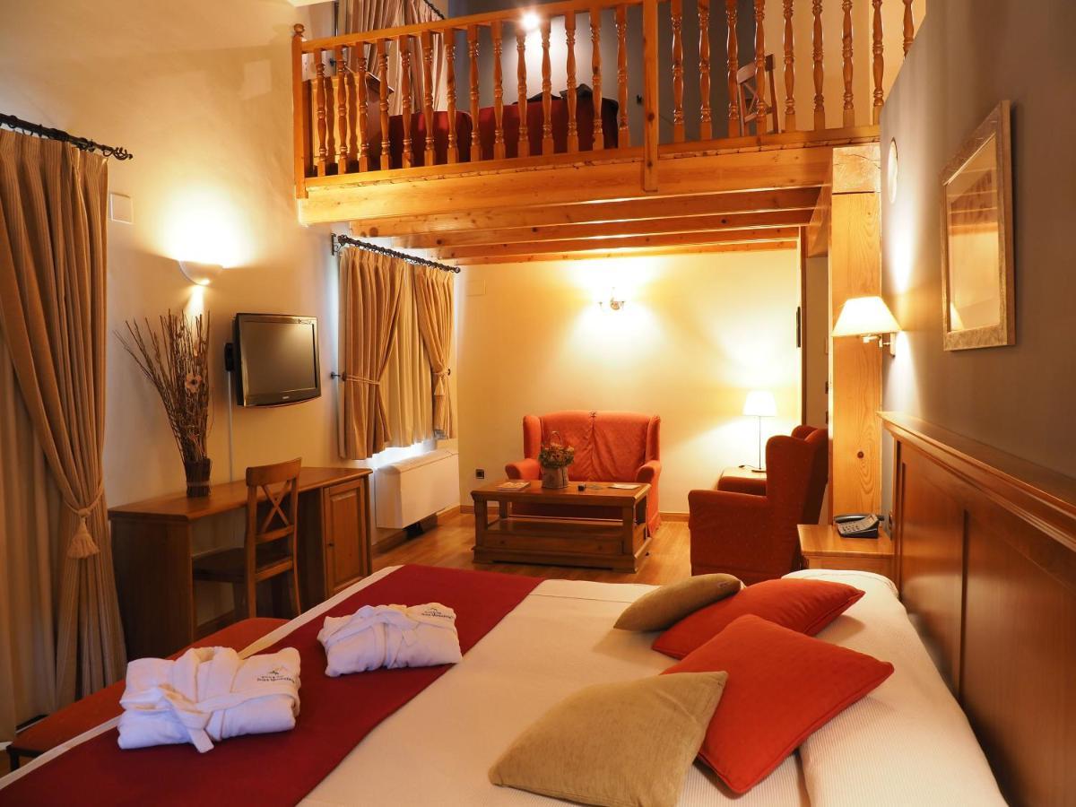 Hotel & Spa Pena Montanesa Ainsa Ngoại thất bức ảnh