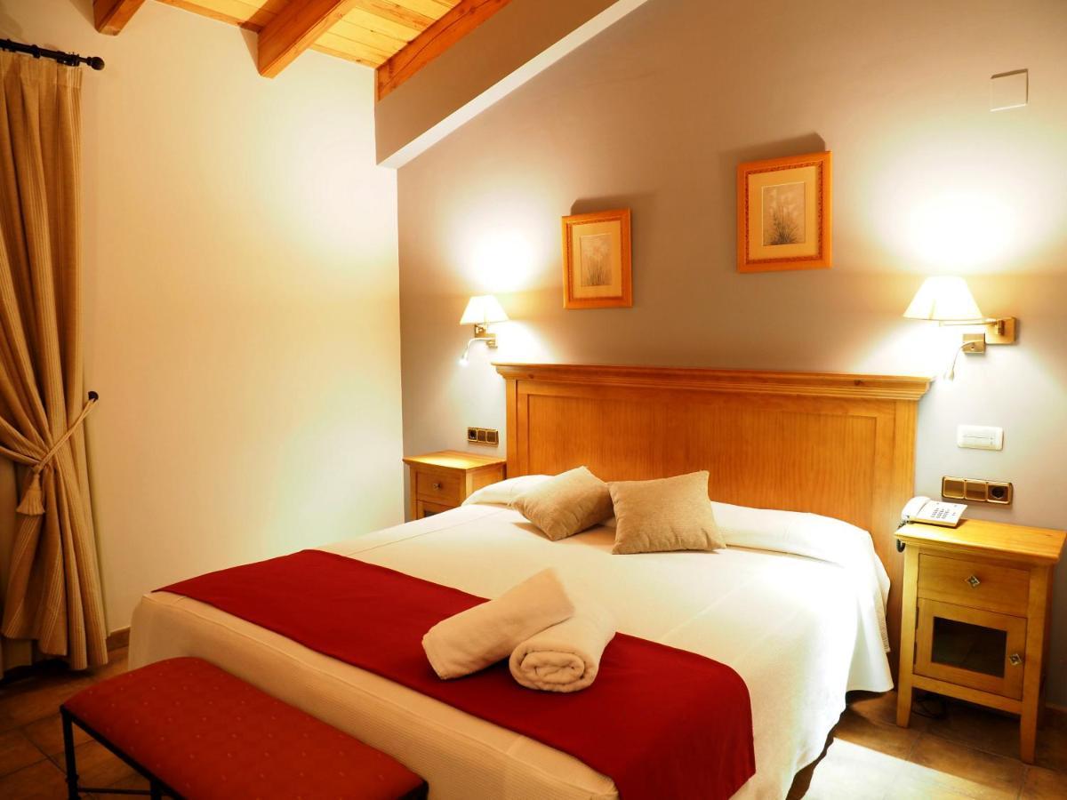 Hotel & Spa Pena Montanesa Ainsa Ngoại thất bức ảnh