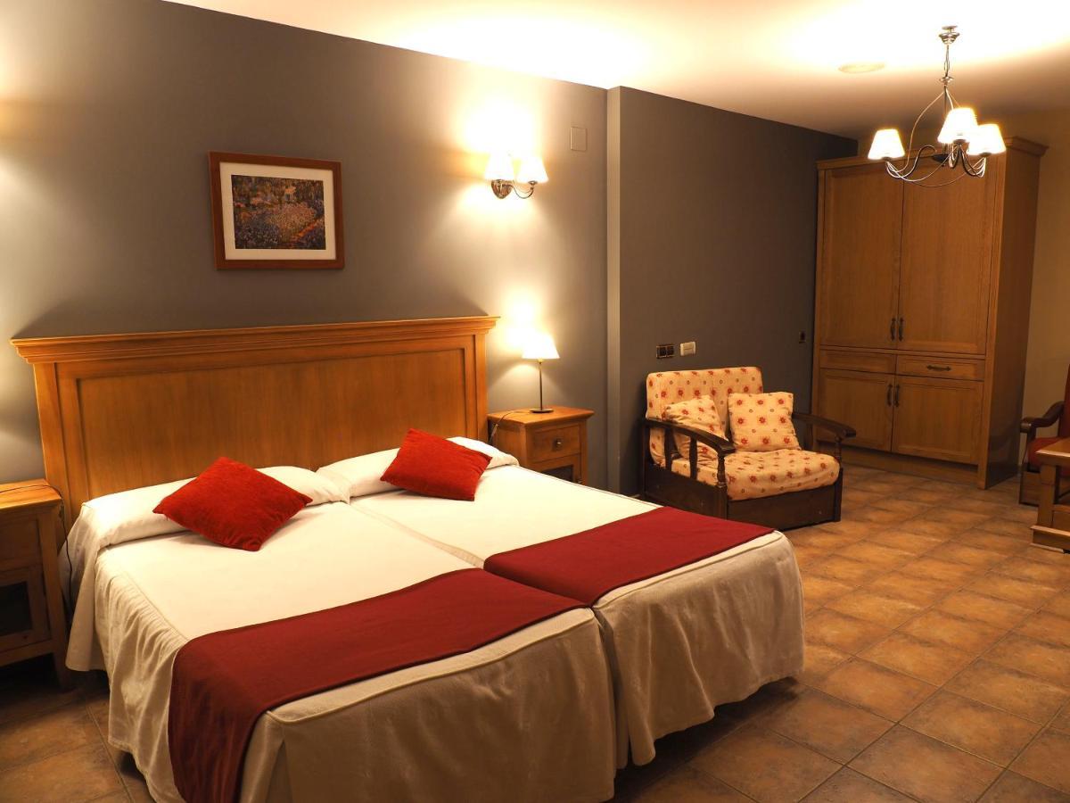 Hotel & Spa Pena Montanesa Ainsa Ngoại thất bức ảnh