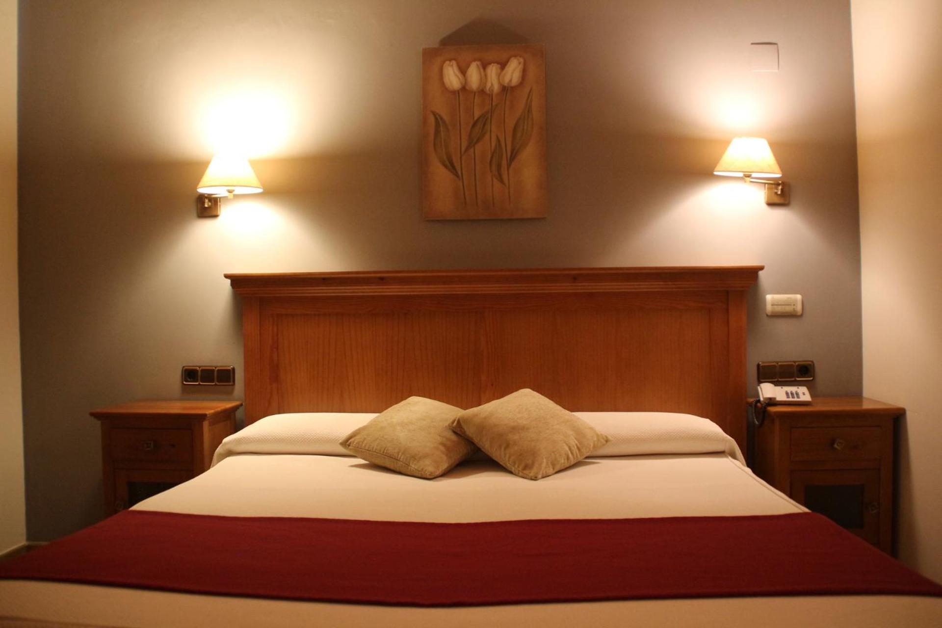 Hotel & Spa Pena Montanesa Ainsa Ngoại thất bức ảnh