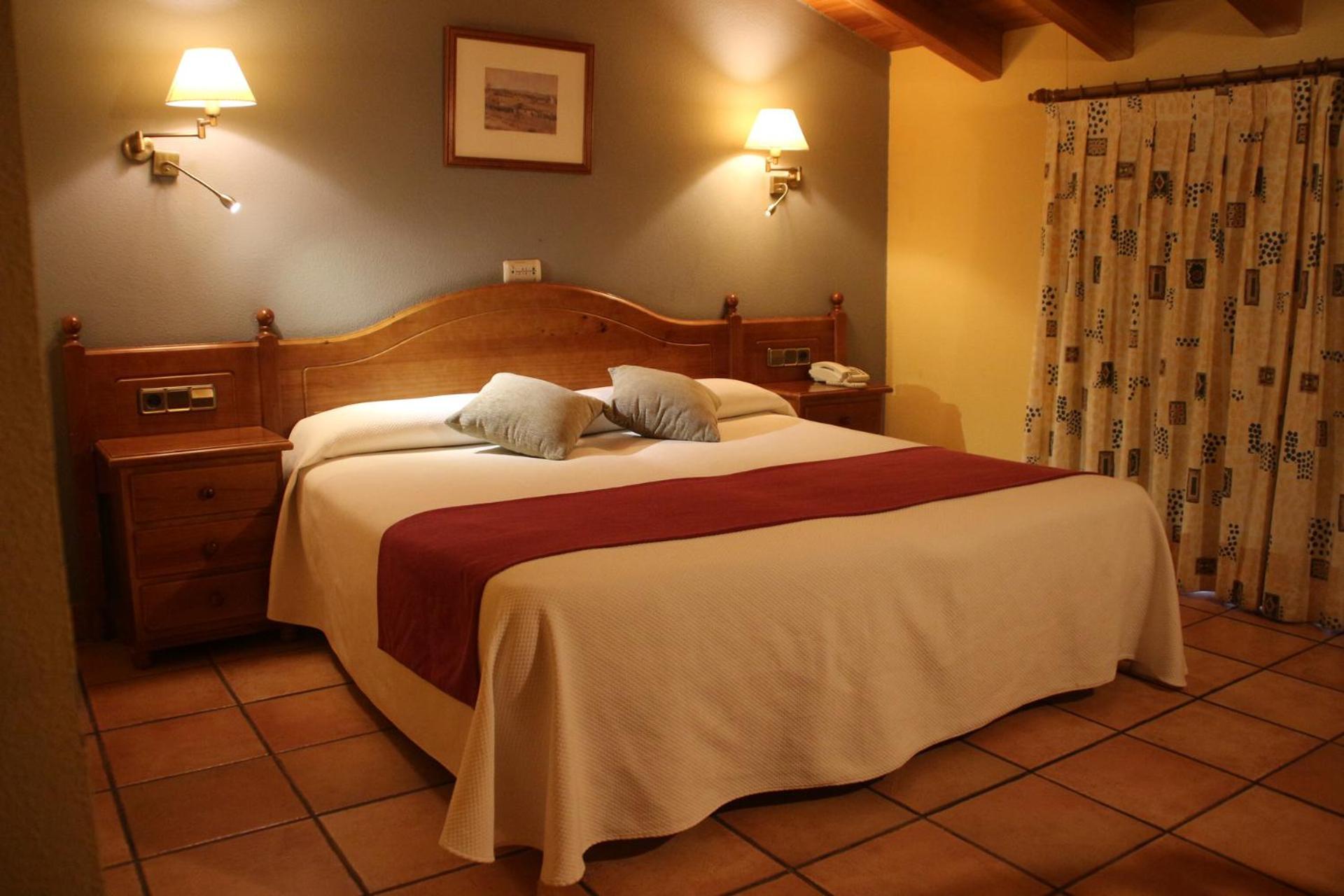 Hotel & Spa Pena Montanesa Ainsa Ngoại thất bức ảnh