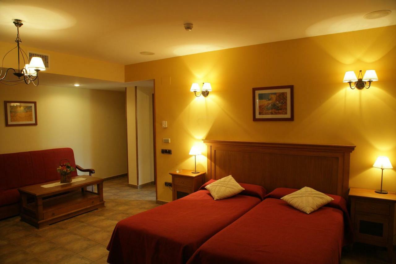 Hotel & Spa Pena Montanesa Ainsa Ngoại thất bức ảnh
